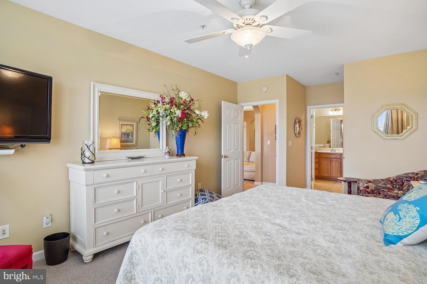 31568 Winterberry Pkwy #306 Property Photo 19