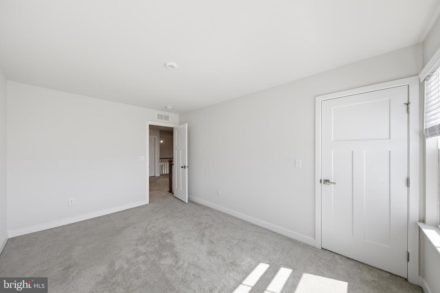 24015 Middleton Dr Property Photo 46
