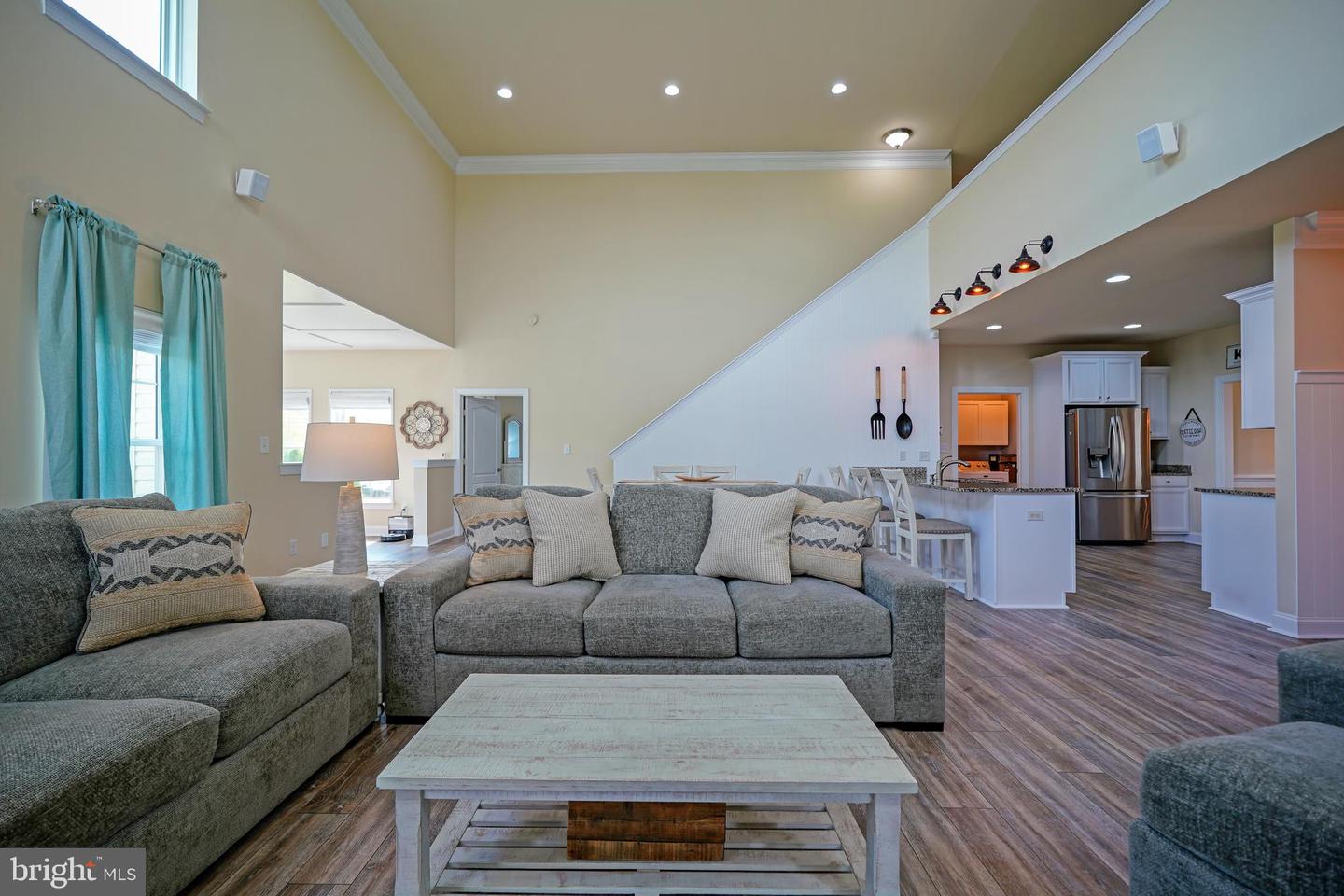 28731 Valley View Ln Property Photo 11