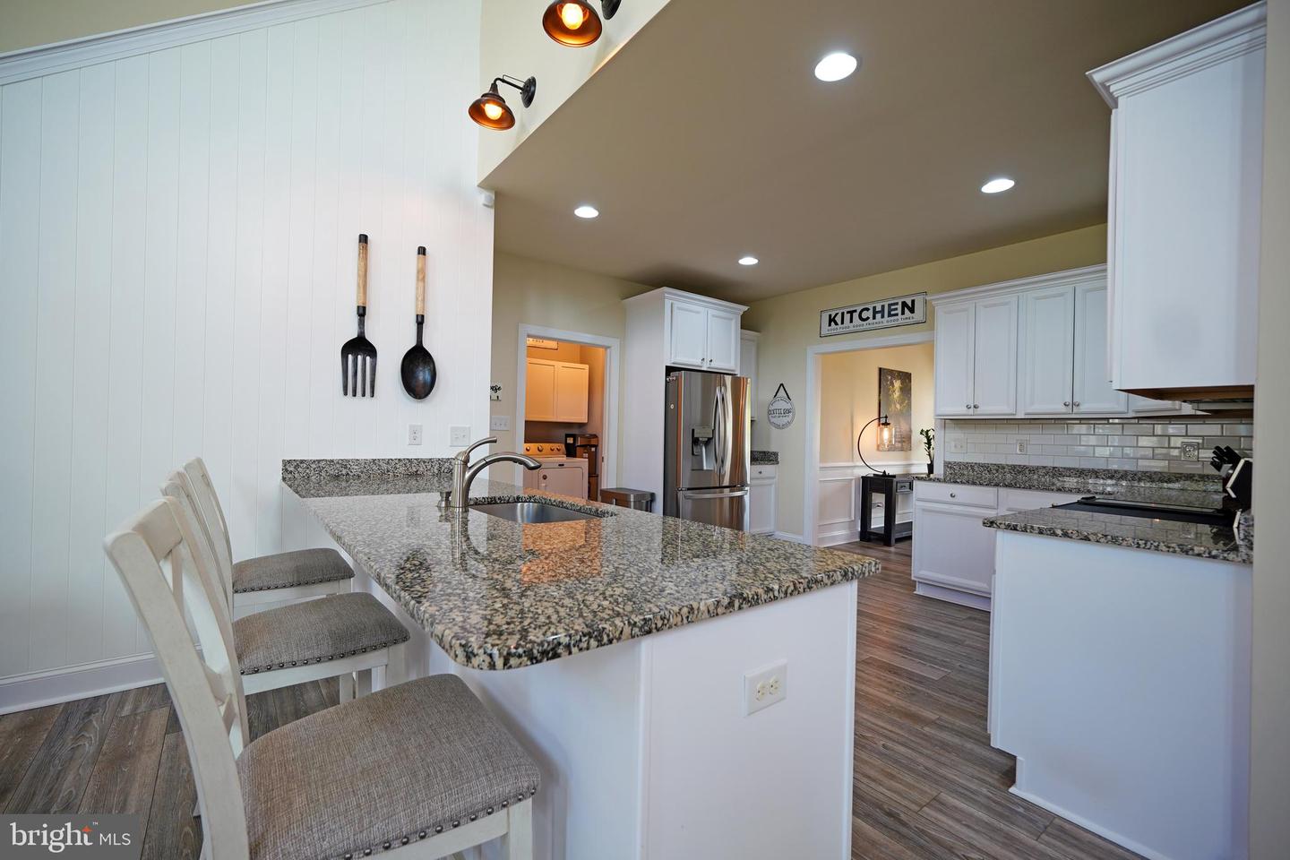 28731 Valley View Ln Property Photo 14