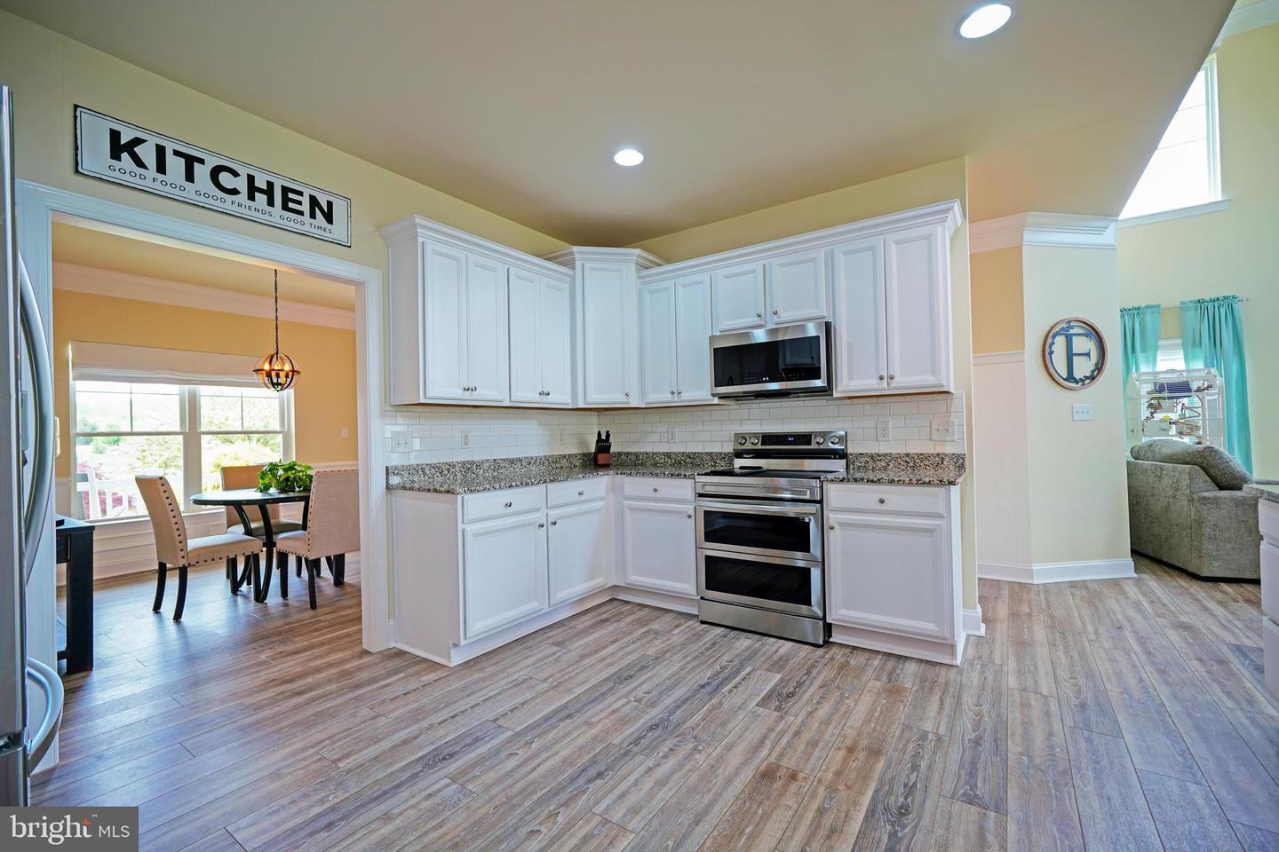 28731 Valley View Ln Property Photo 20