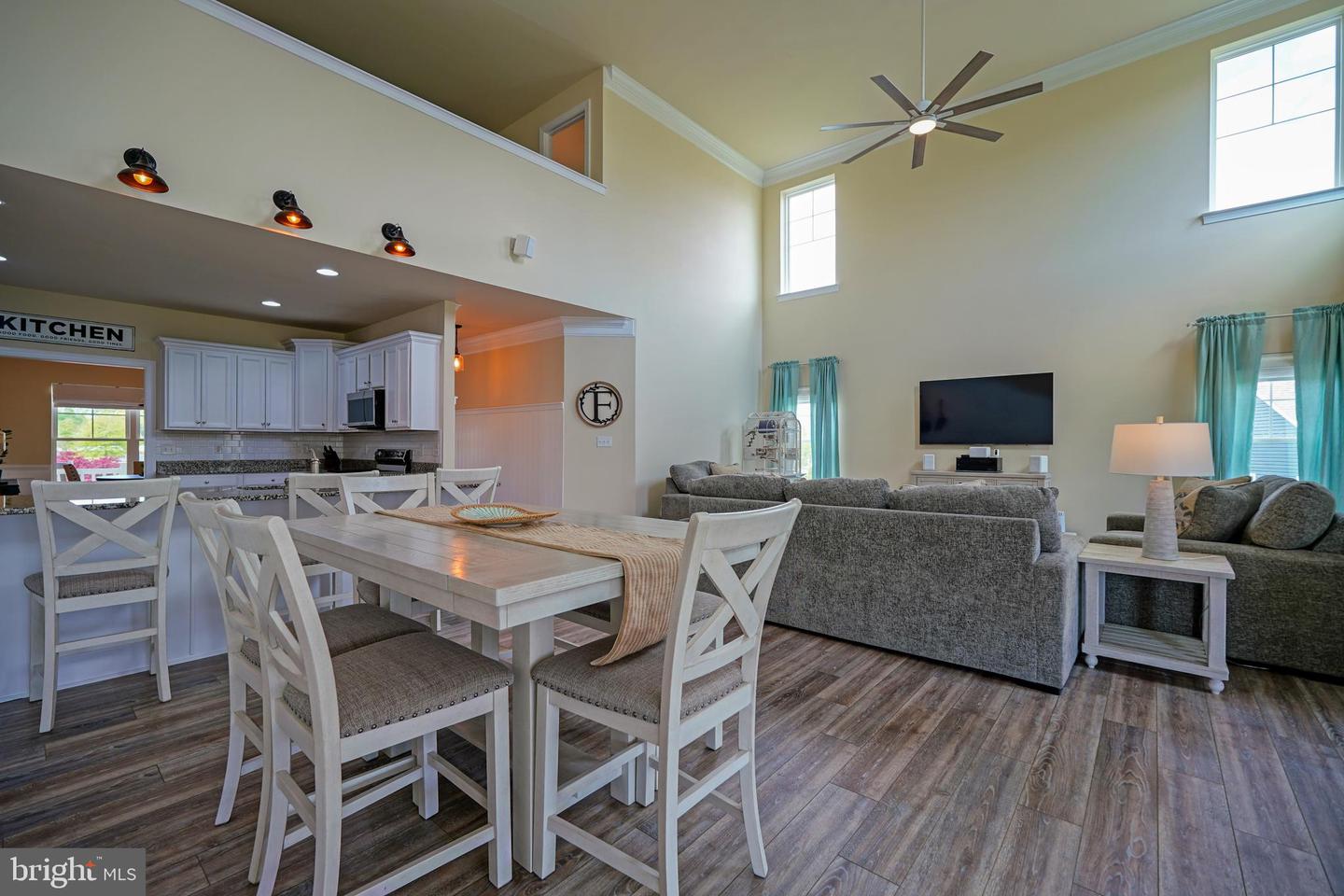 28731 Valley View Ln Property Photo 24