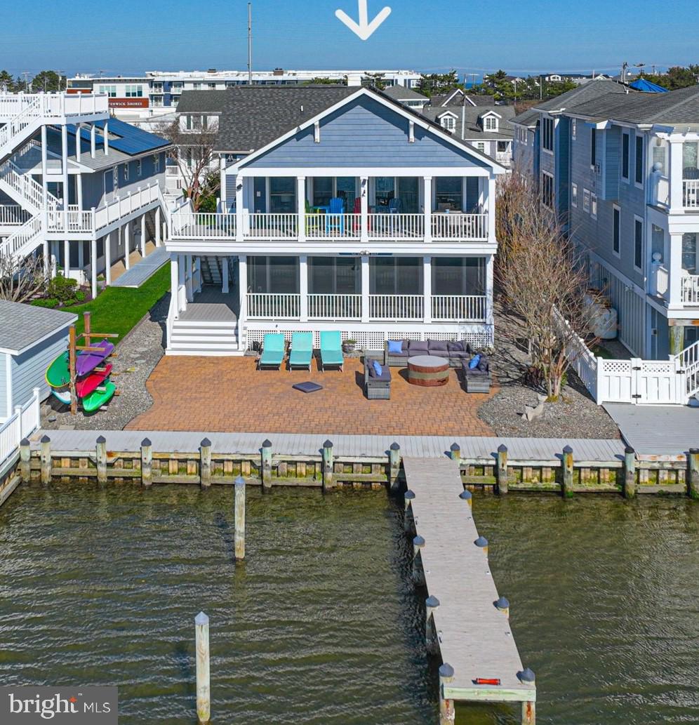 1502 Bay St Property Photo 1