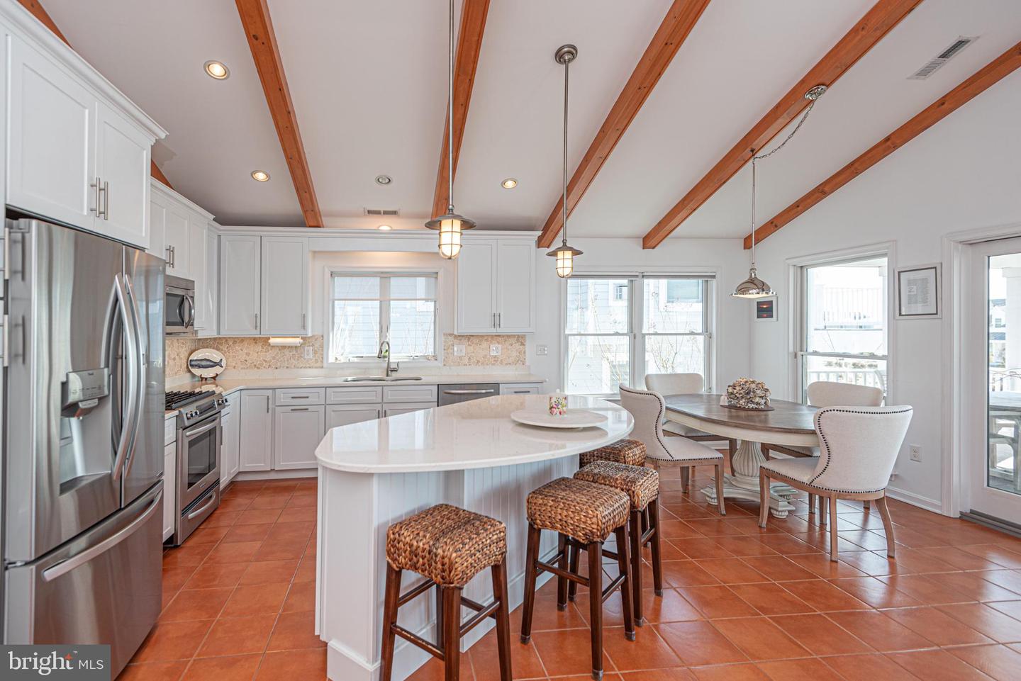 1502 Bay St Property Photo 12