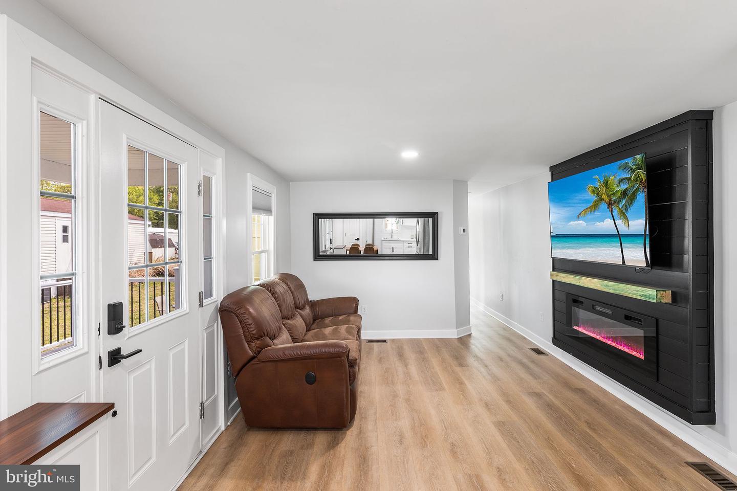 33948 Cornflower Ln Property Photo 5
