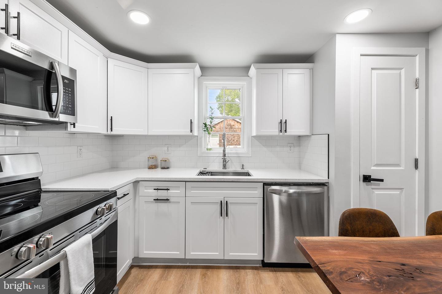 33948 Cornflower Ln Property Photo 12