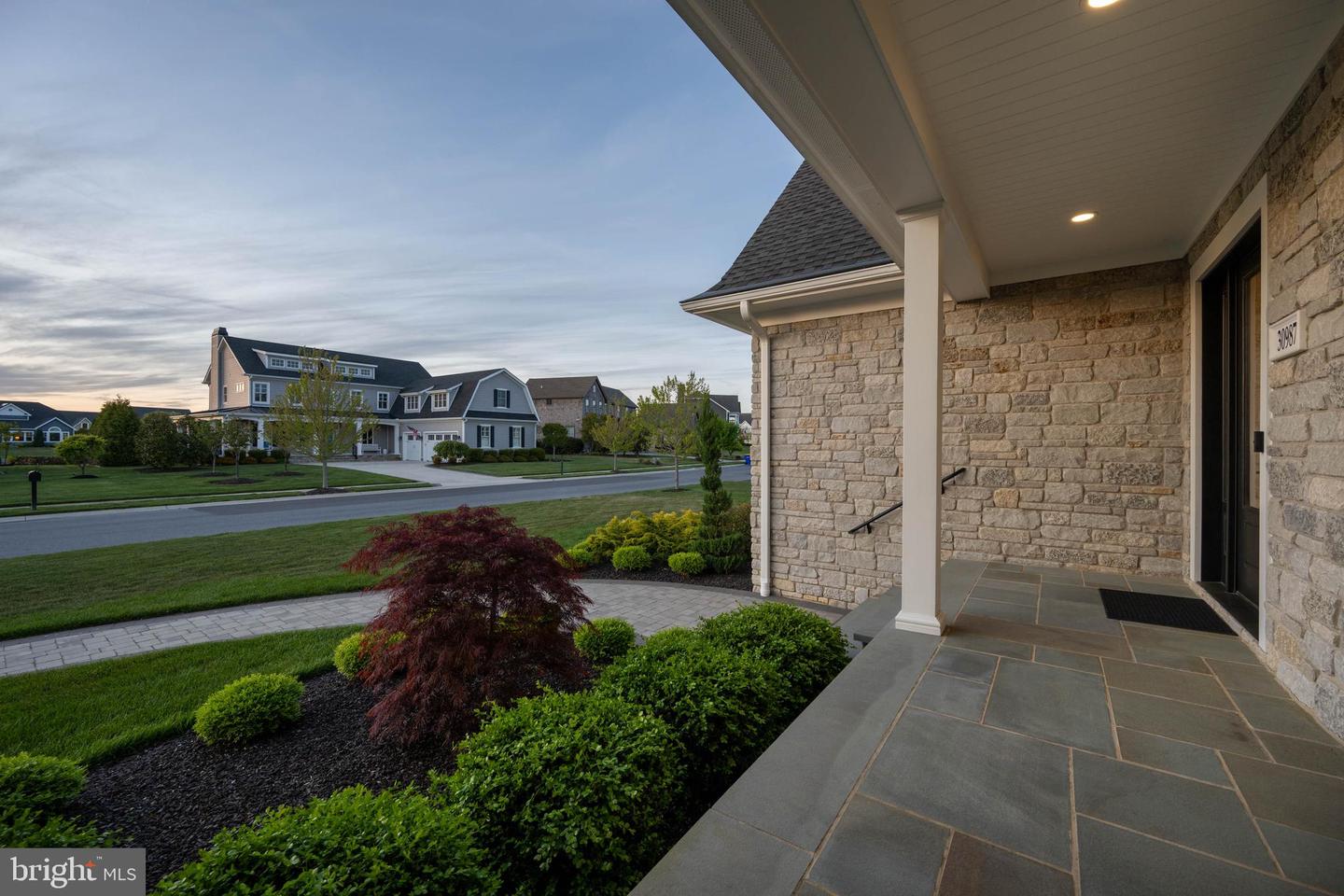 30987 Stallion Ln Property Photo 5