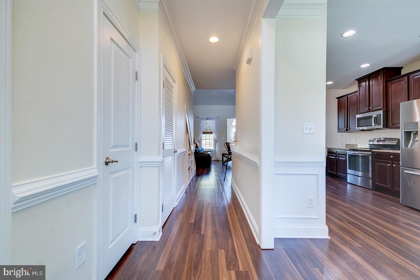 29551 Vincent Village Dr Property Photo 2