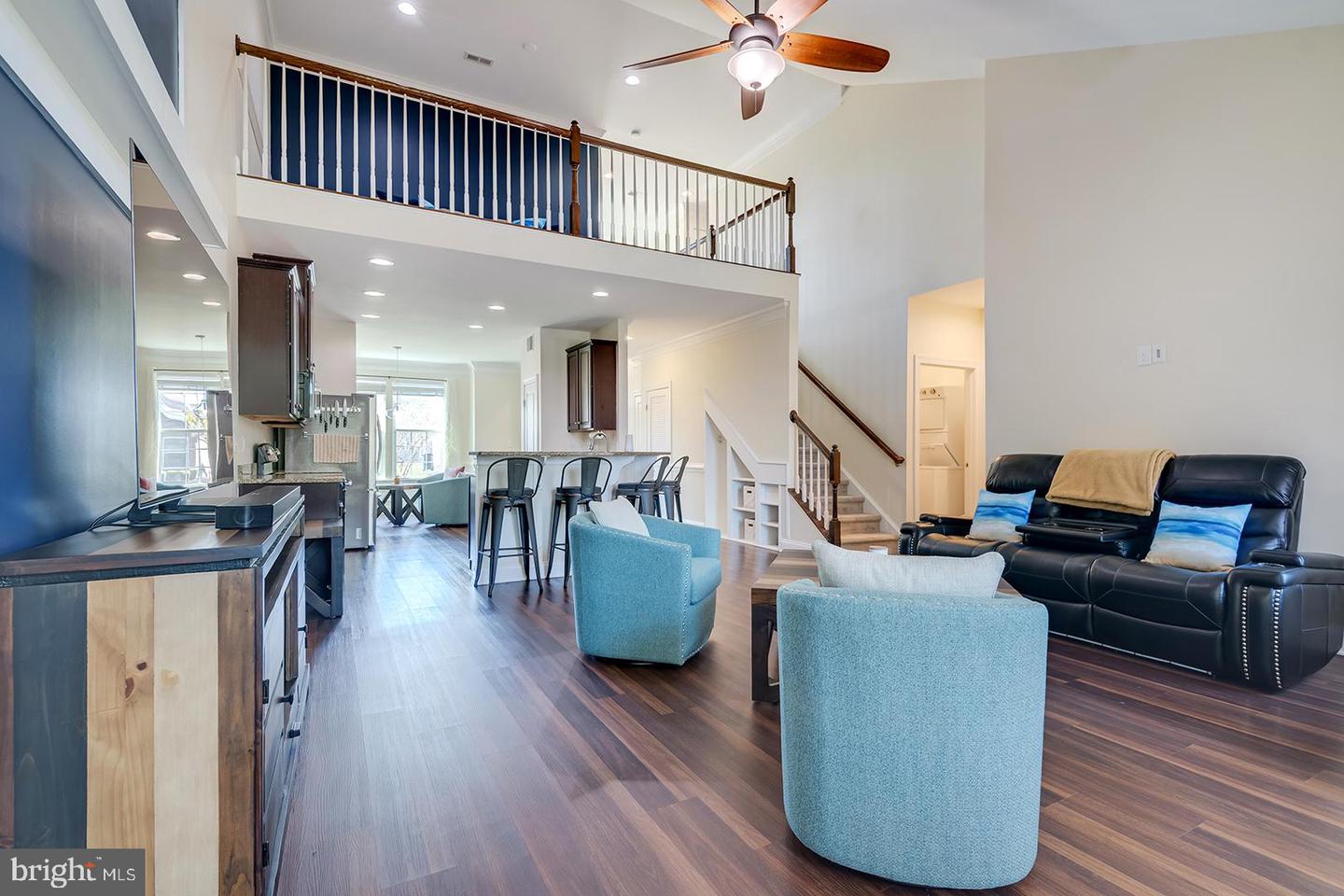 29551 Vincent Village Dr Property Photo 16