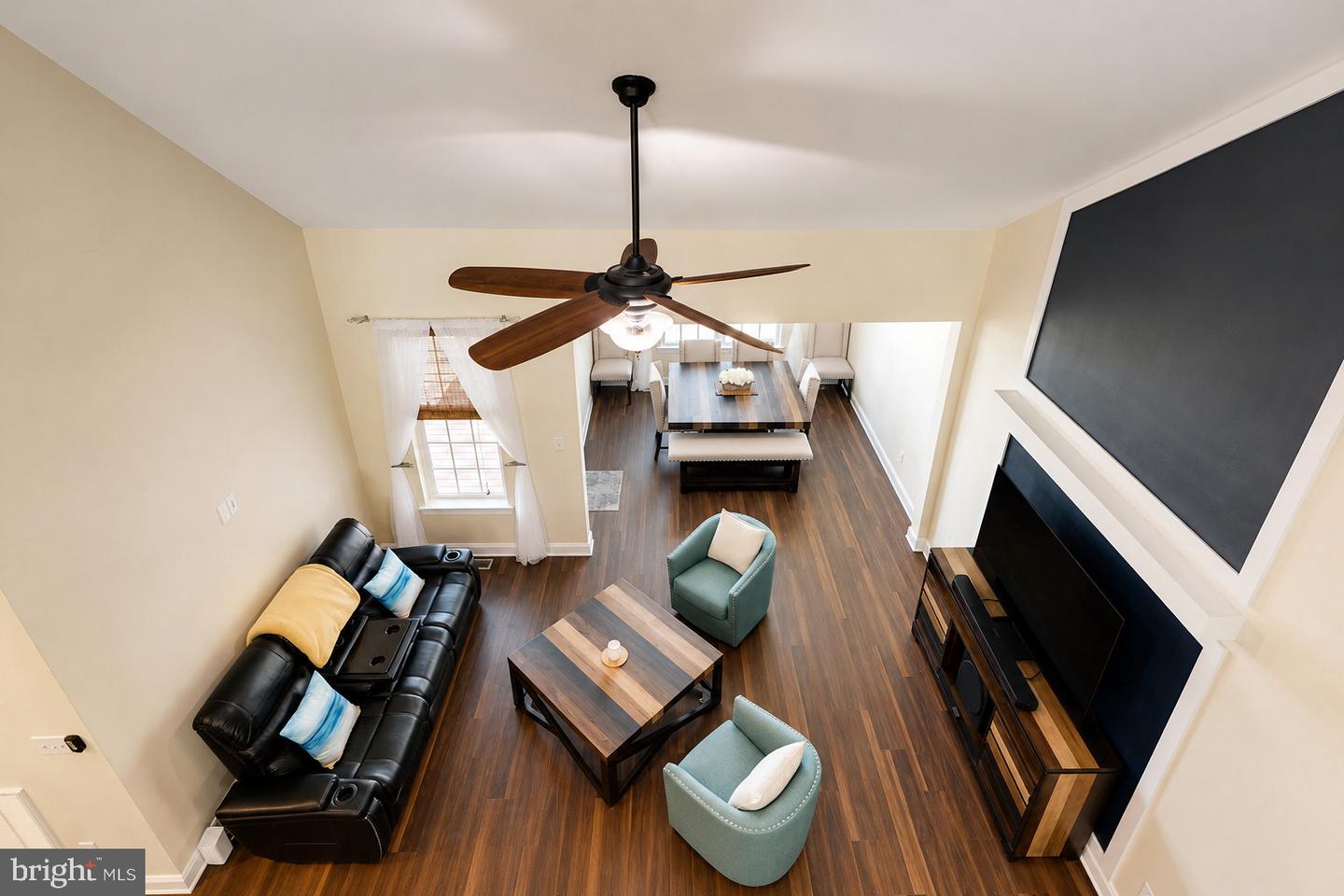 29551 Vincent Village Dr Property Photo 17