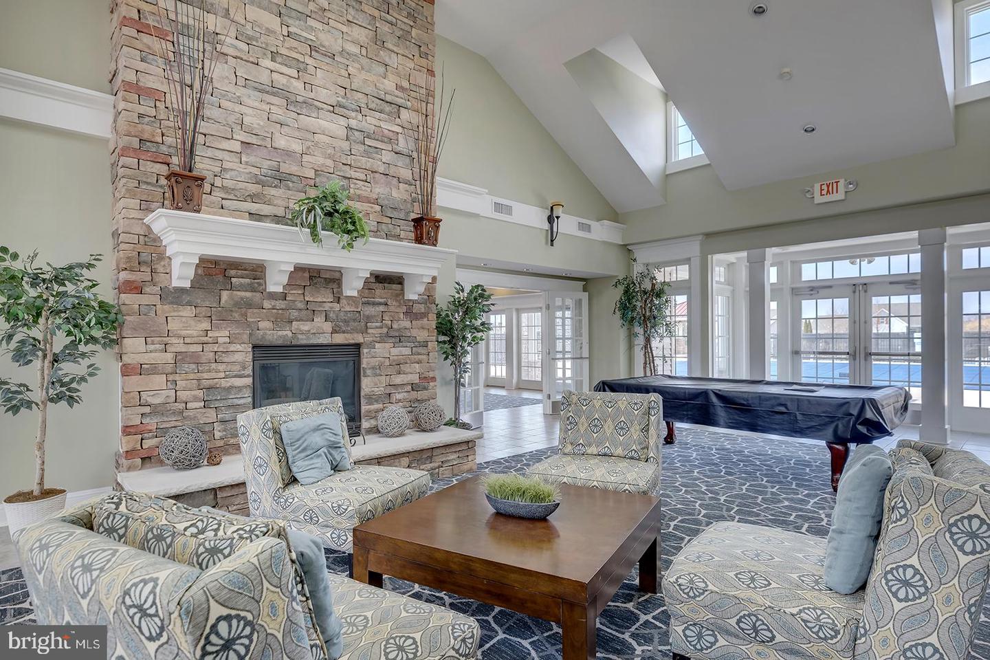29551 Vincent Village Dr Property Photo 59