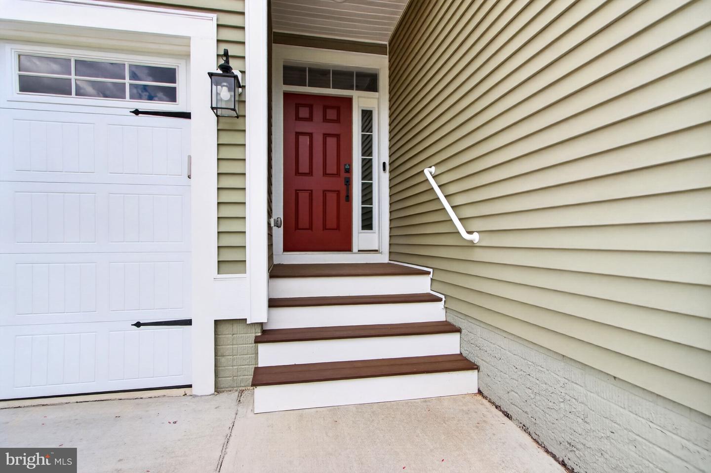 19416 Safflower Way Property Photo 2
