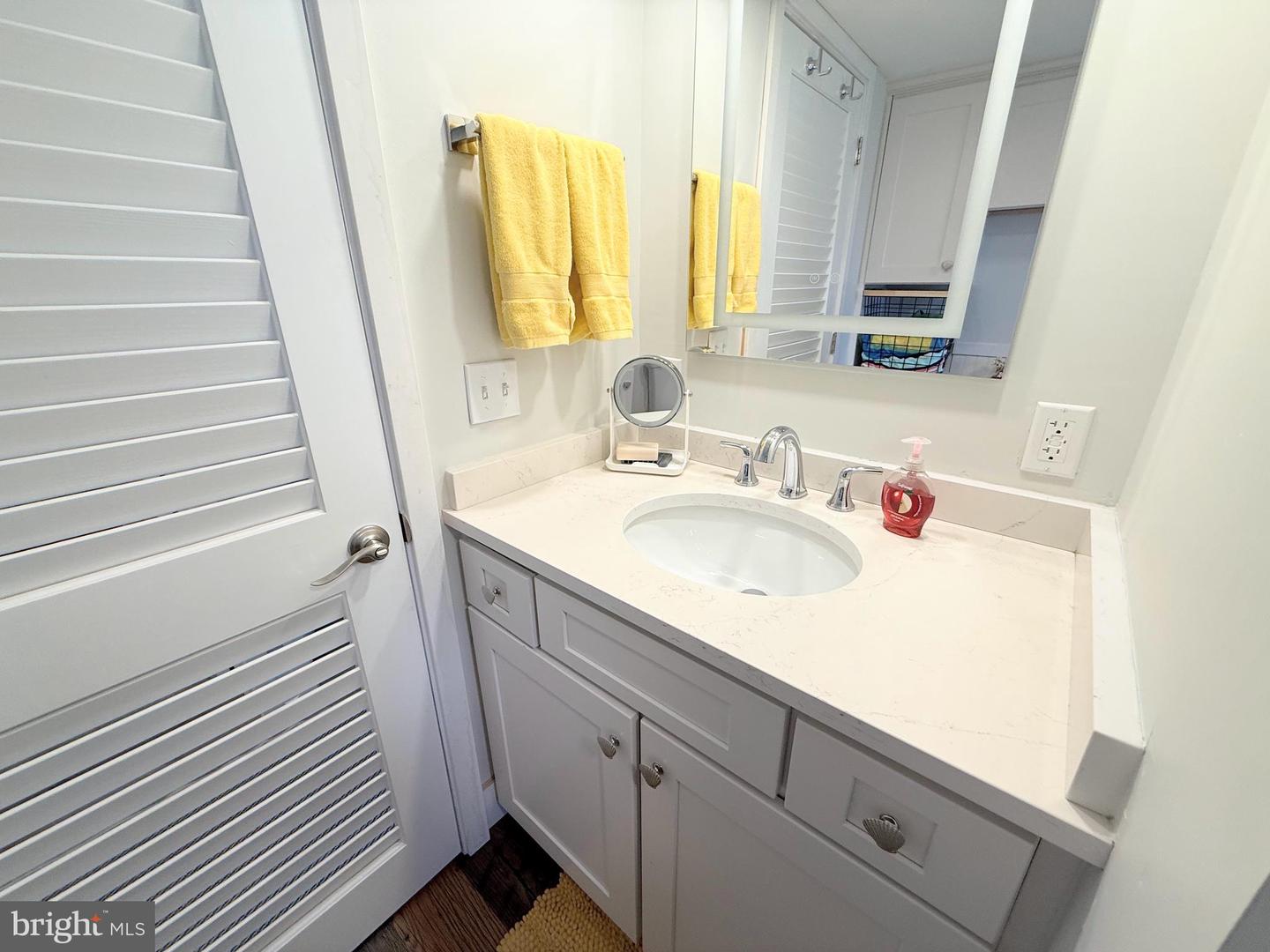 37219 Sandpiper Rd #47 Property Photo 46