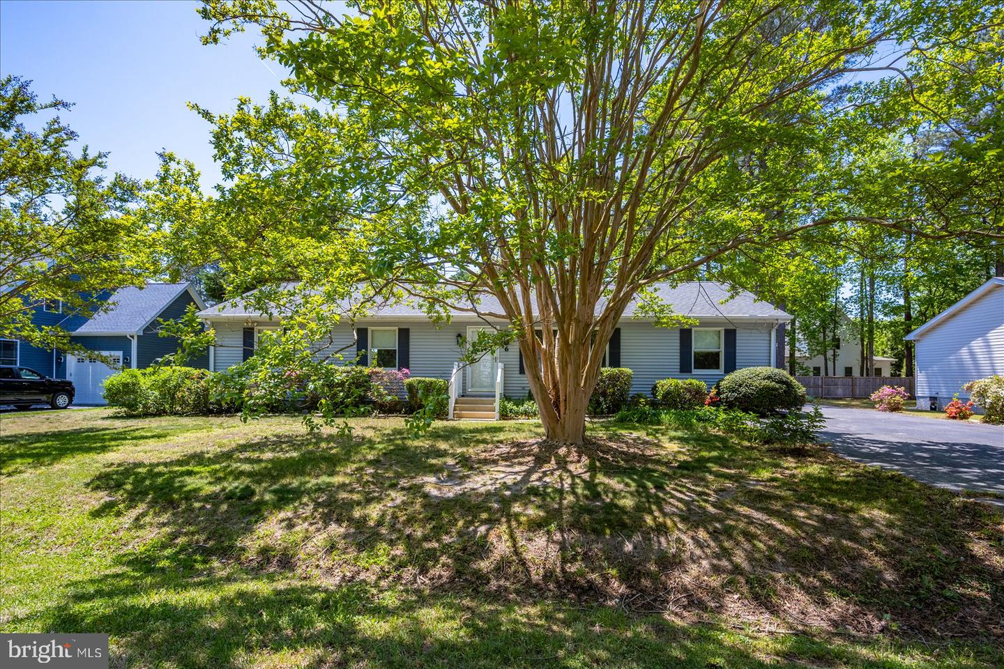 6 Frontier Dr Property Photo 1