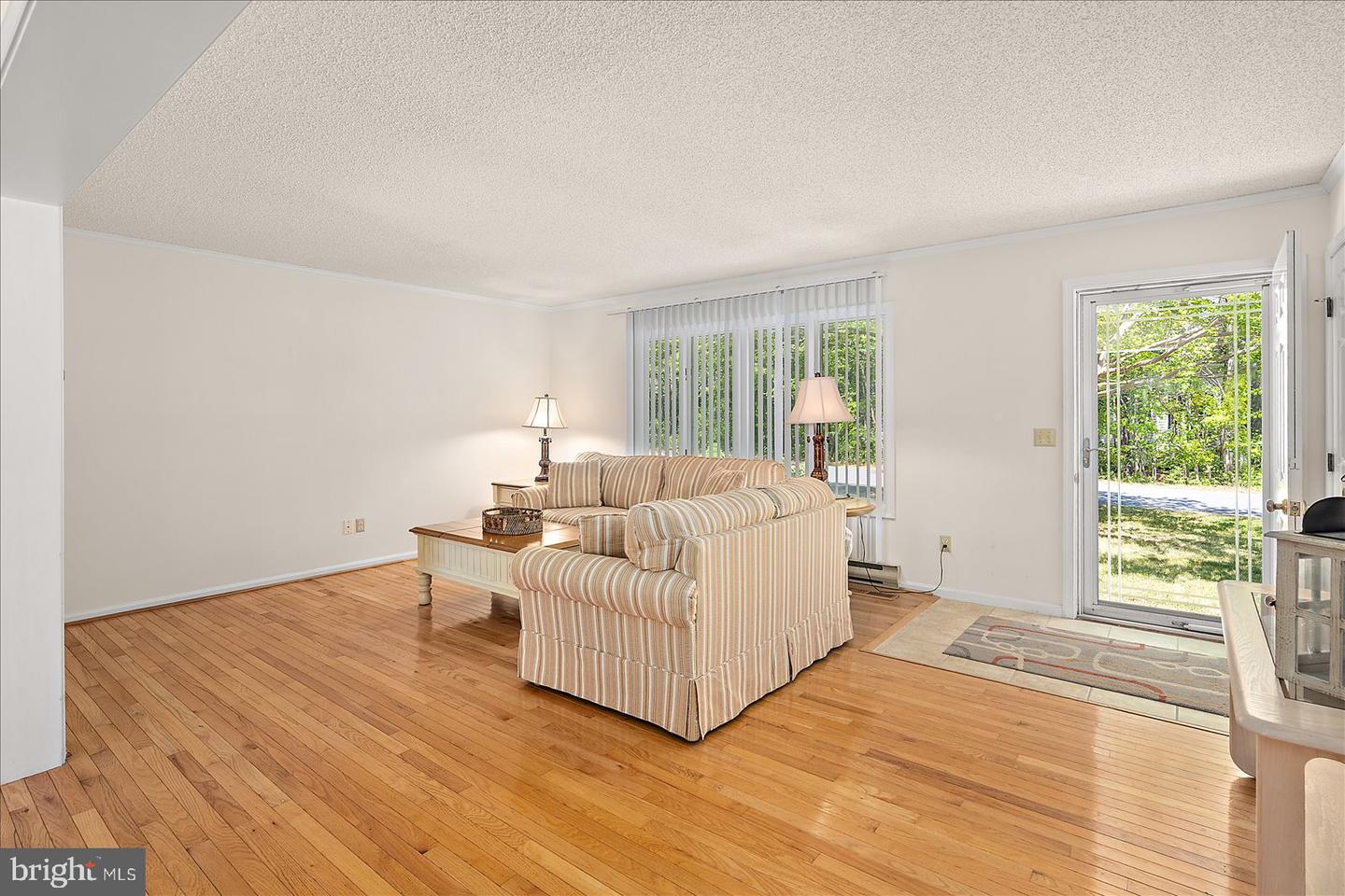 6 Frontier Dr Property Photo 5