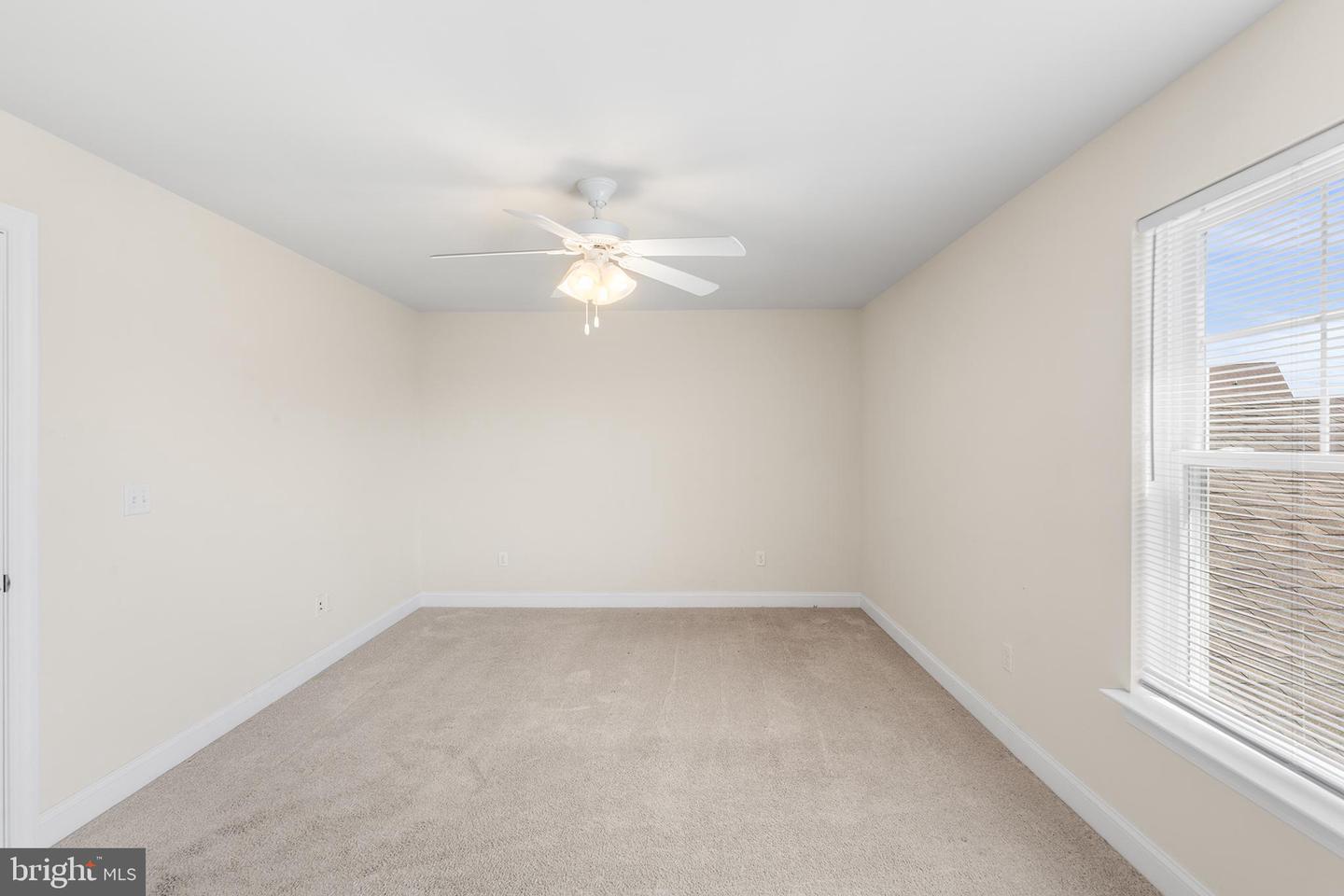 104 Eagle Ct Property Photo 34