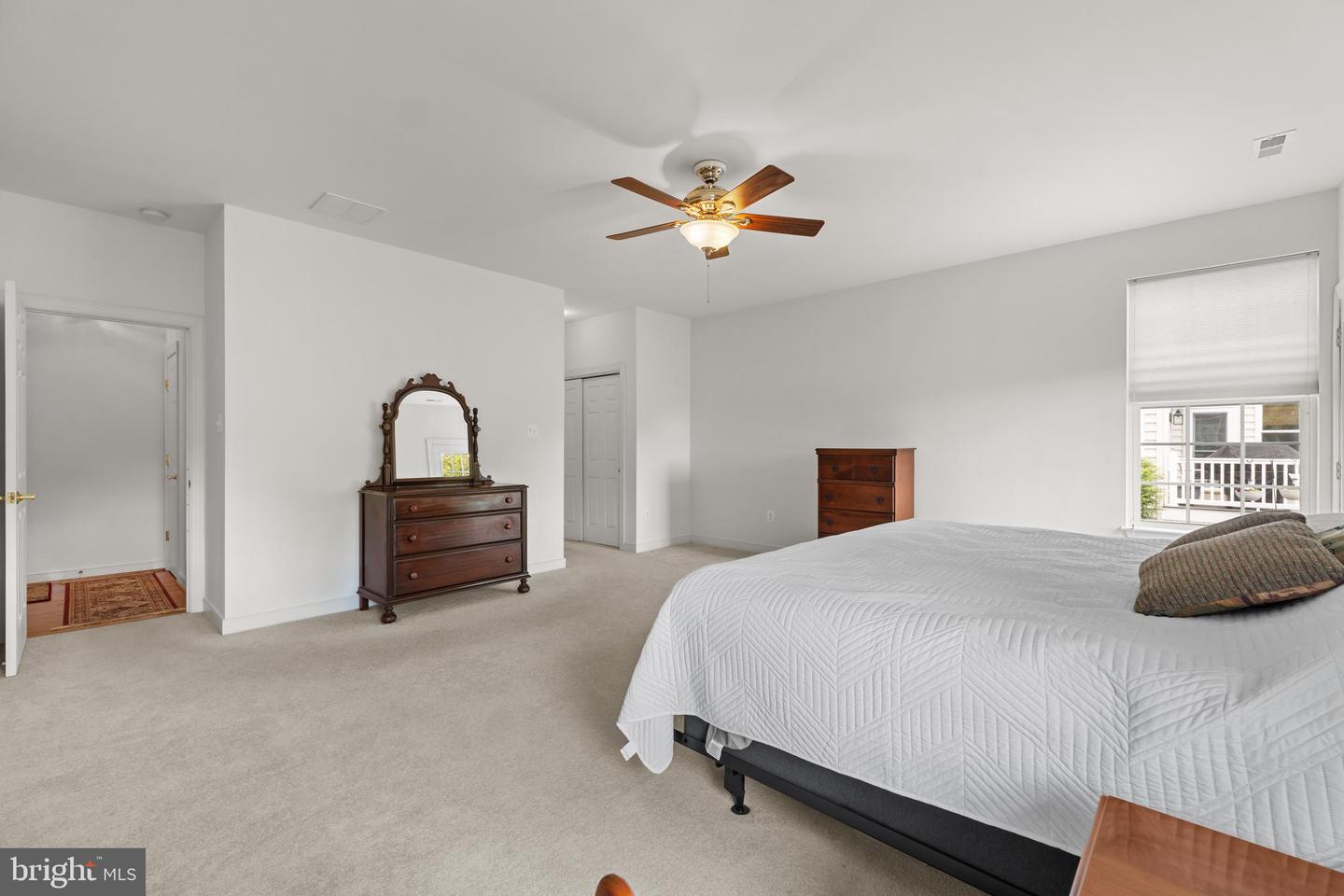 5 Saint George St Property Photo 17
