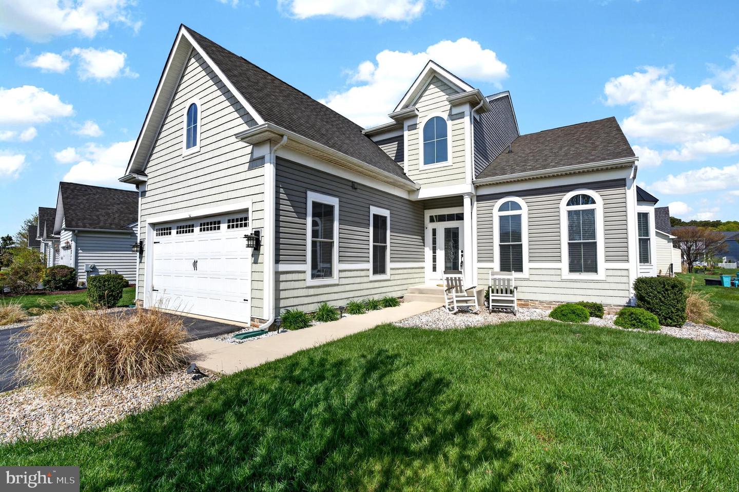 37419 Liverpool Ln Property Photo 2