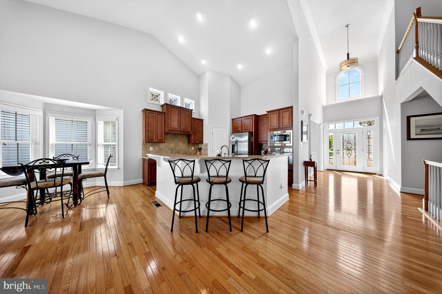 37419 Liverpool Ln Property Photo 13