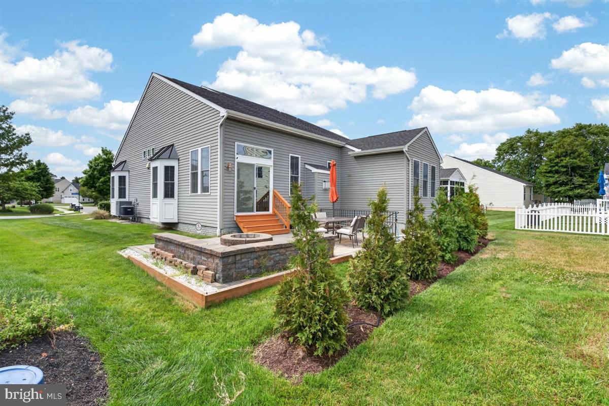 37419 Liverpool Ln Property Photo 45