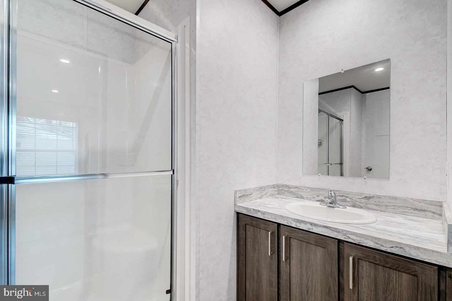 24505 White St Property Photo 15