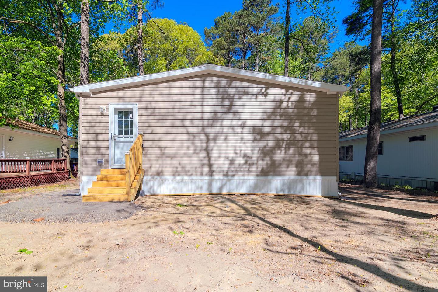 24505 White St Property Photo 29