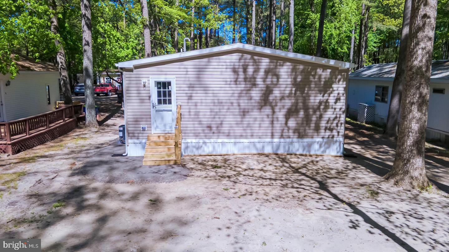 24505 White St Property Photo 31