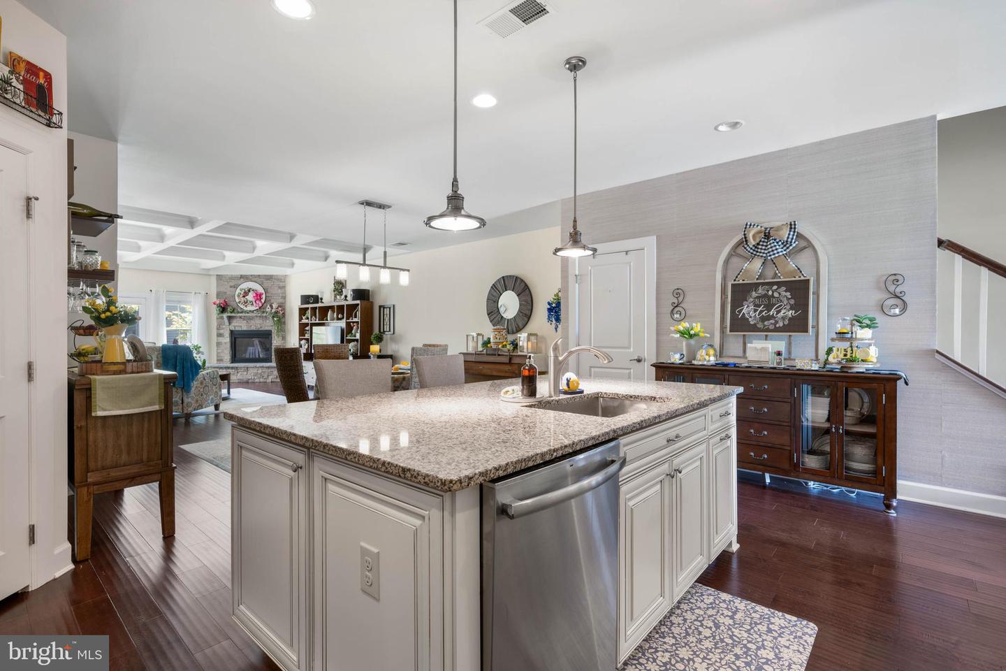 22694 Grebe Ln Property Photo 10