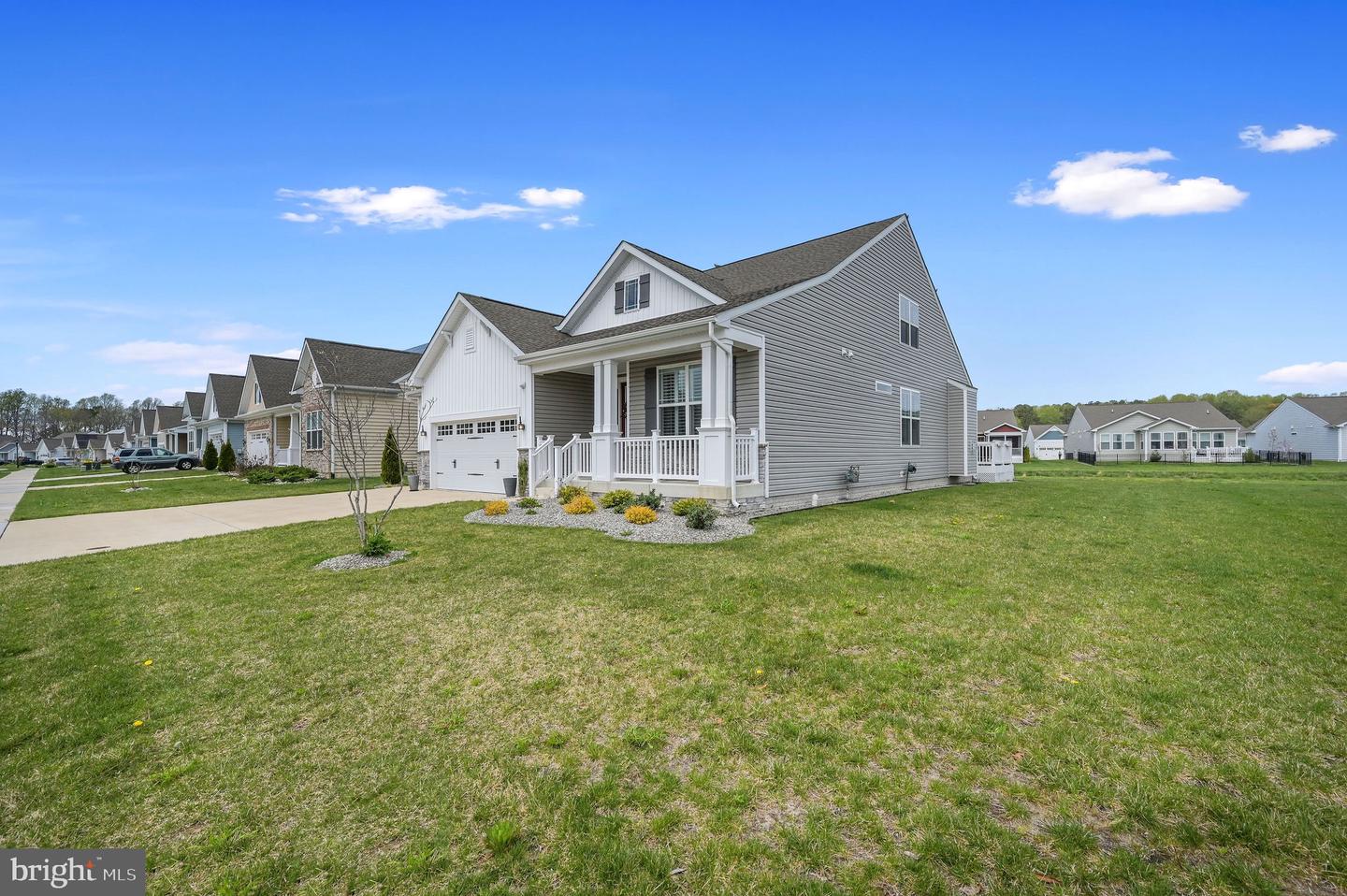 24063 Havenwood Ln Property Photo 2