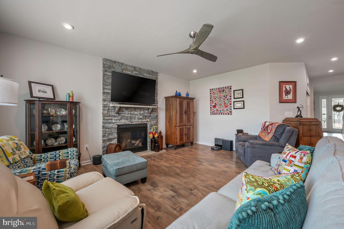 24063 Havenwood Ln Property Photo 15