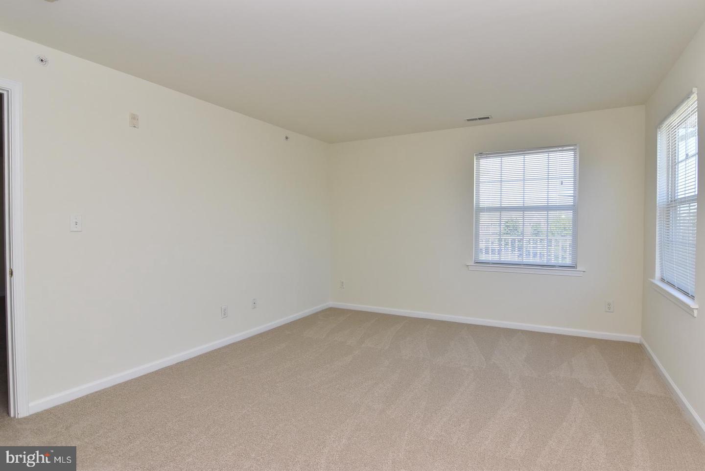 1306 Caitlins Way Property Photo 9