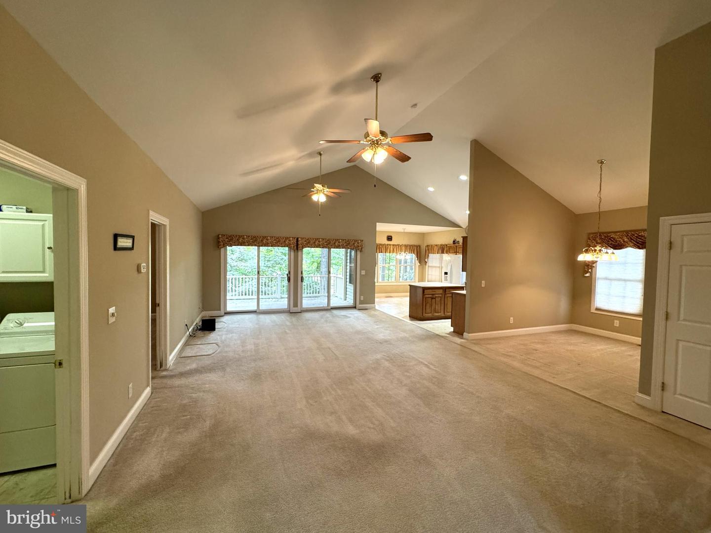 130 Meadow Dr Property Photo 4