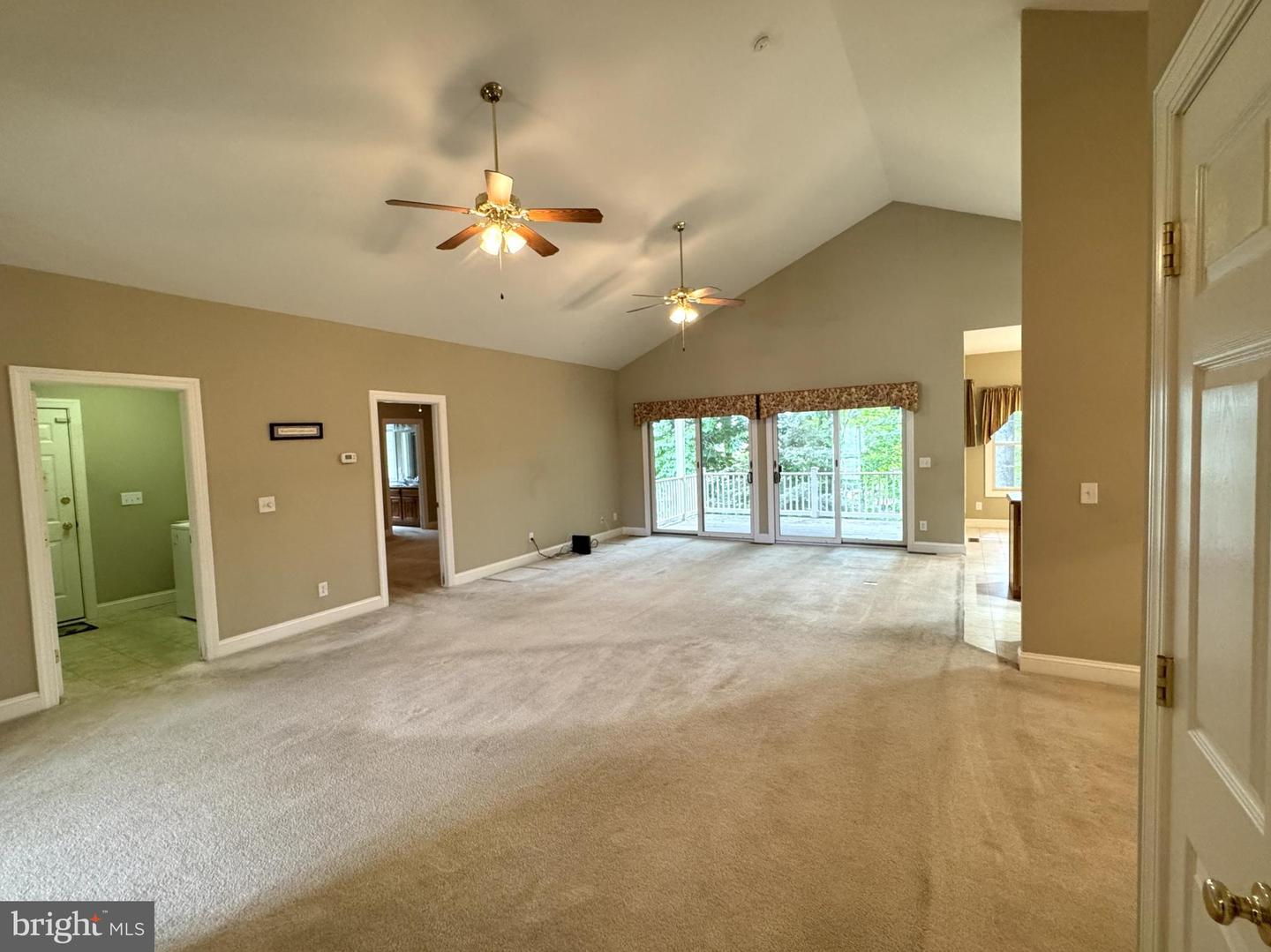 130 Meadow Dr Property Photo 6