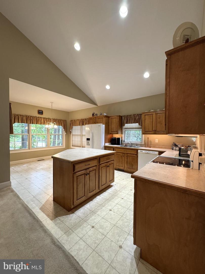 130 Meadow Dr Property Photo 16