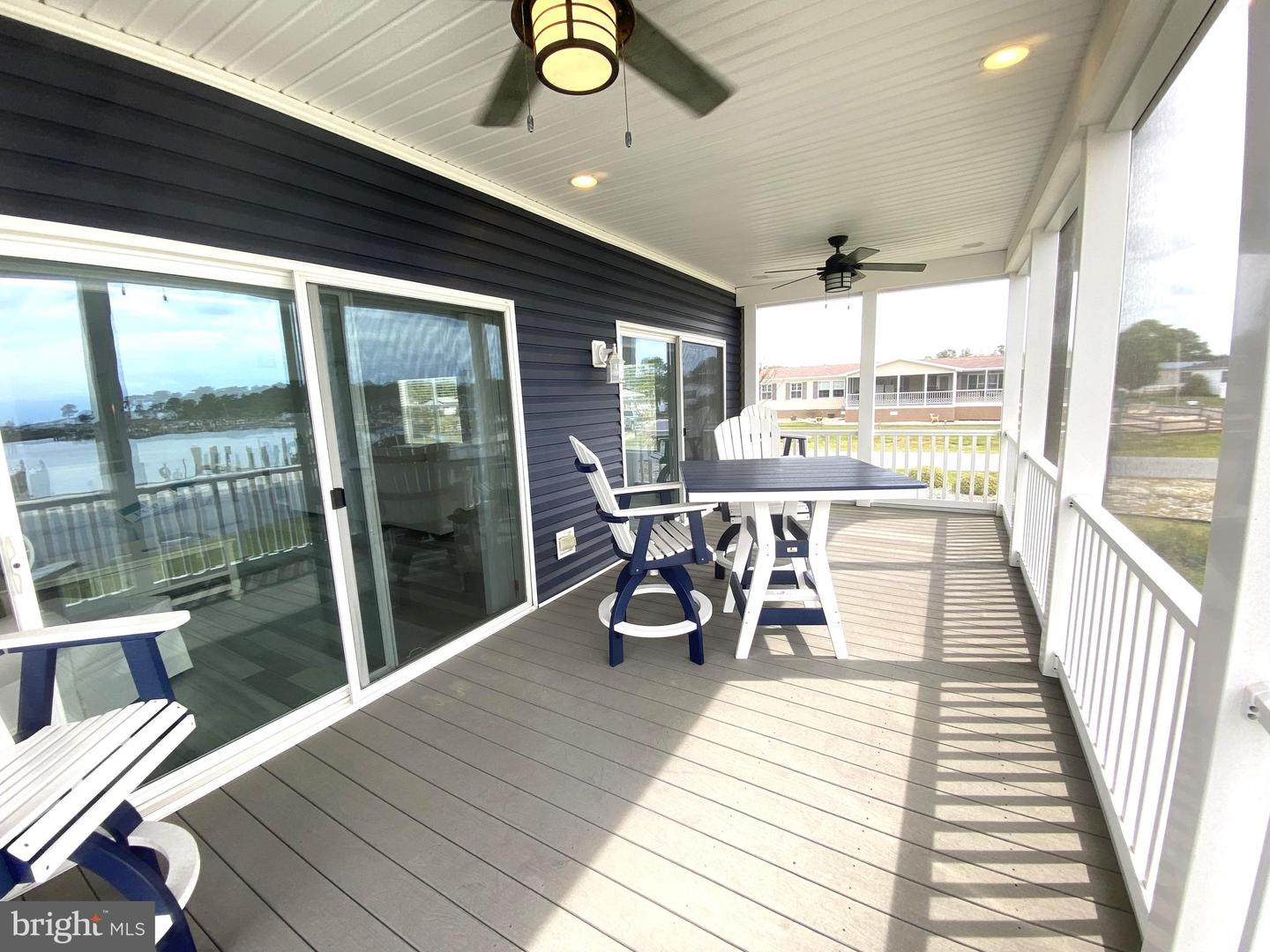 28259 Sloop #e-129 Property Photo 5