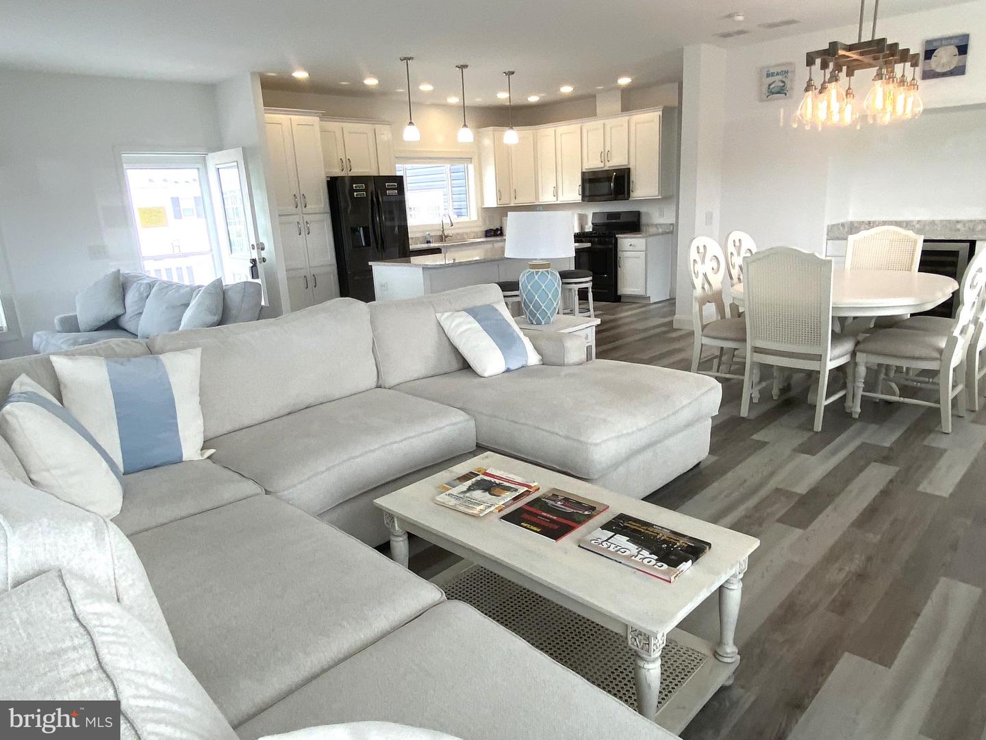 28259 Sloop #e-129 Property Photo 10