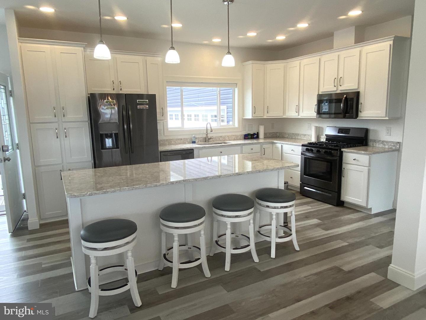 28259 Sloop #e-129 Property Photo 15