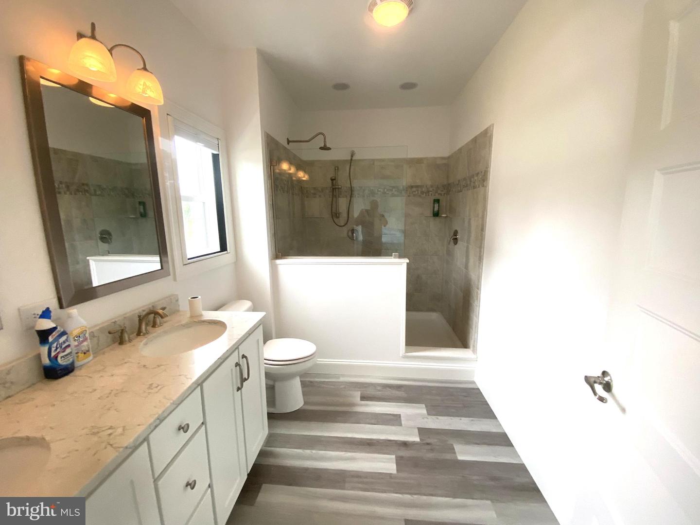 28259 Sloop #e-129 Property Photo 17