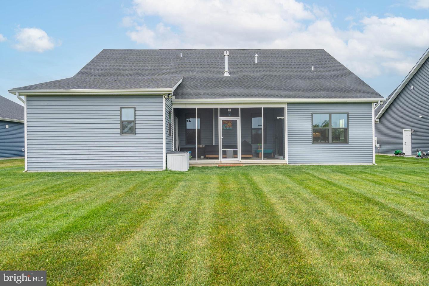 35380 Gennaker Ln Property Photo 29
