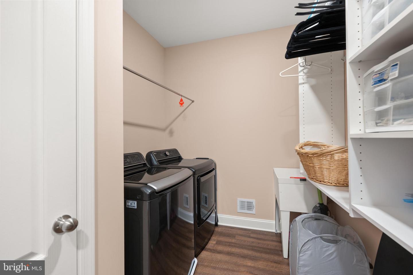 24574 Beaver Way Property Photo 33