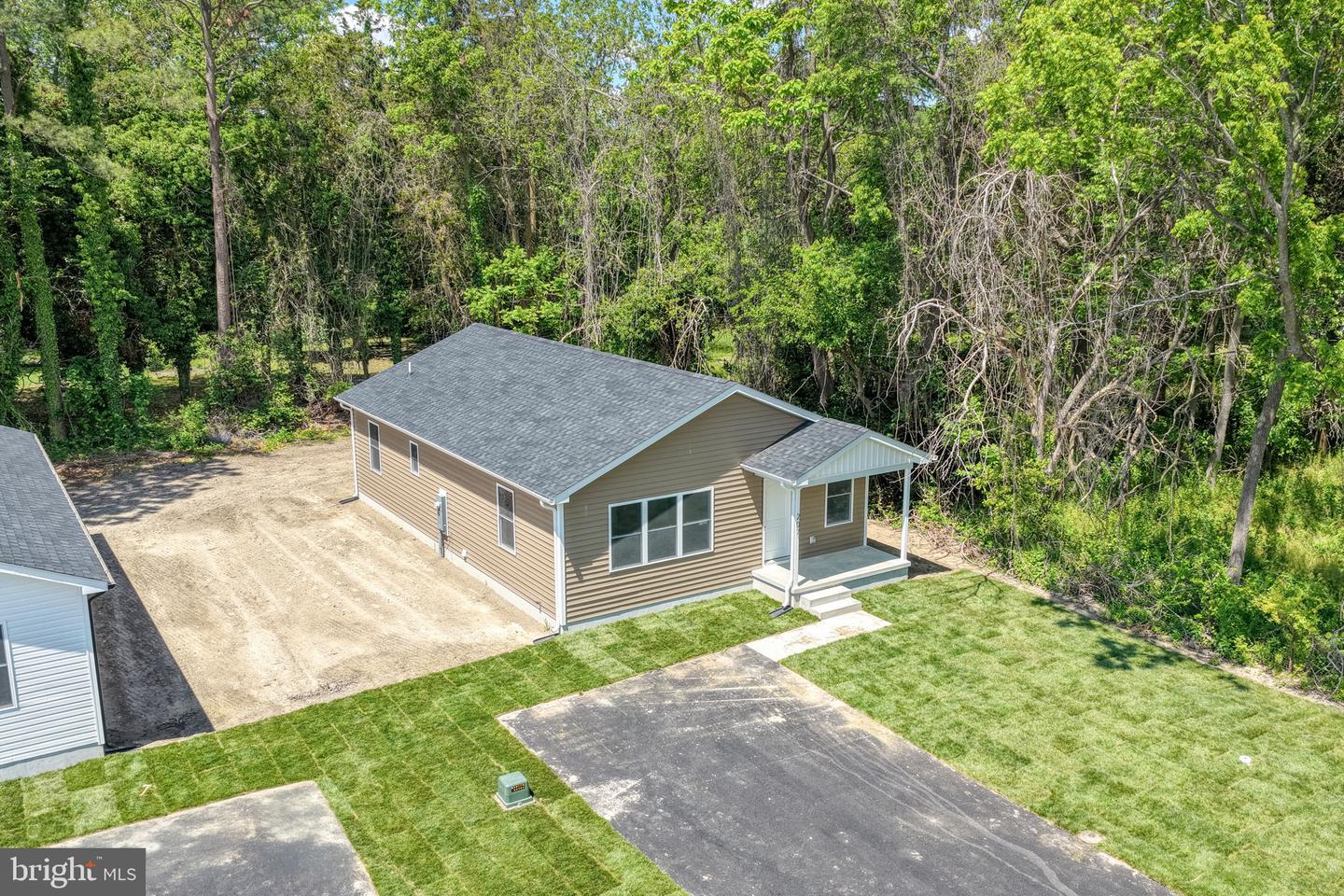 207 Charles Way Property Photo 27