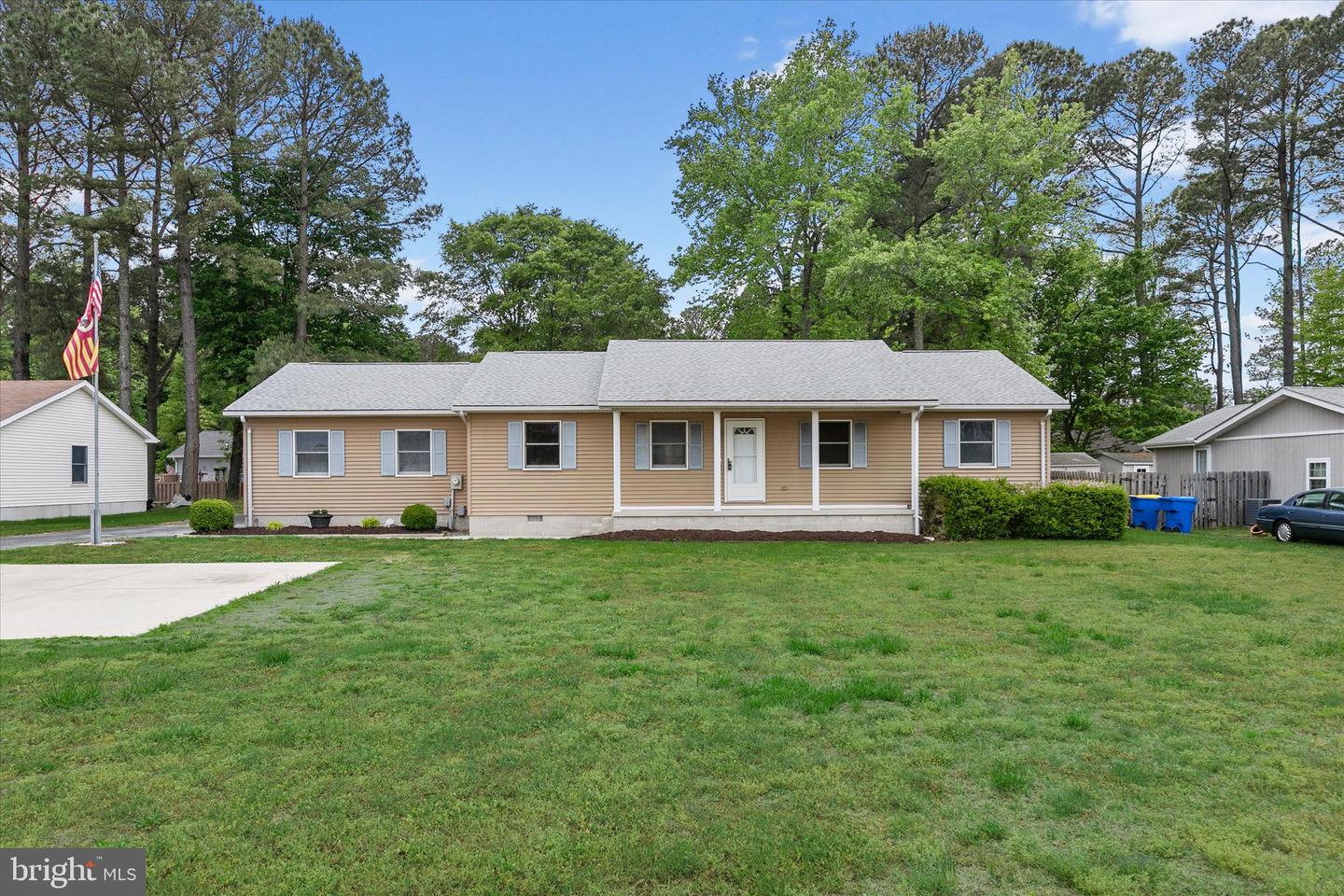 32746 Cedar Dr Property Photo 2