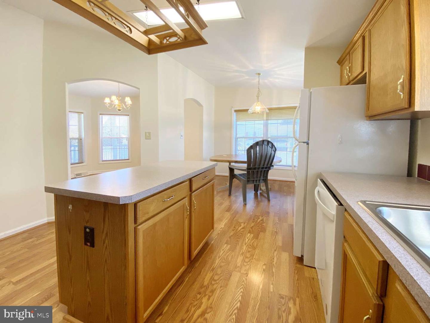 4 Mayfair Ln Property Photo 9