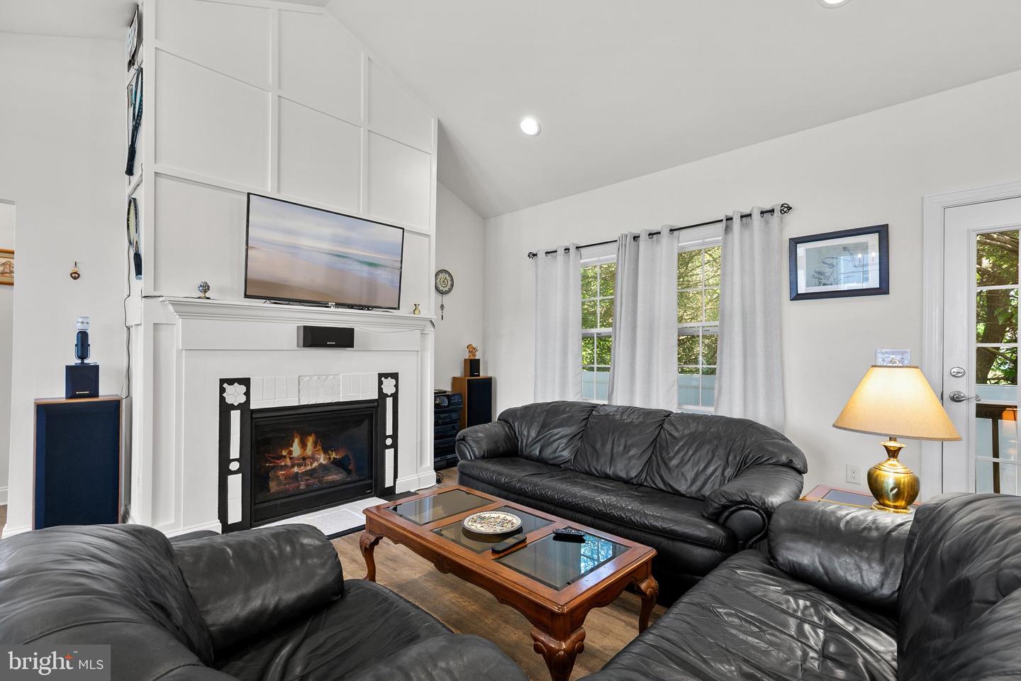 33046 Red Fox Ct Property Photo 5