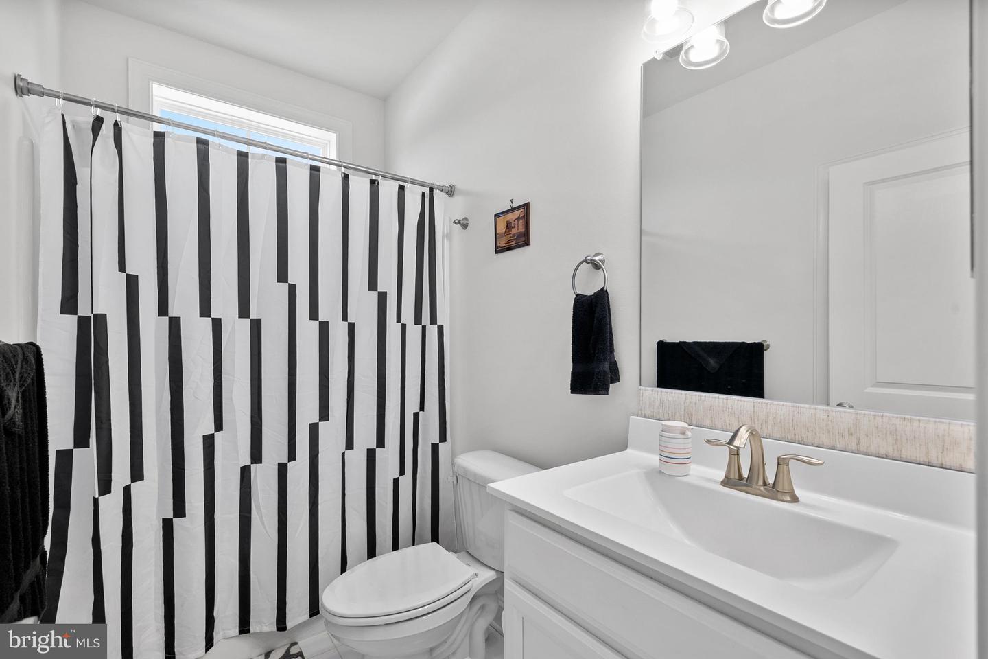 33046 Red Fox Ct Property Photo 13