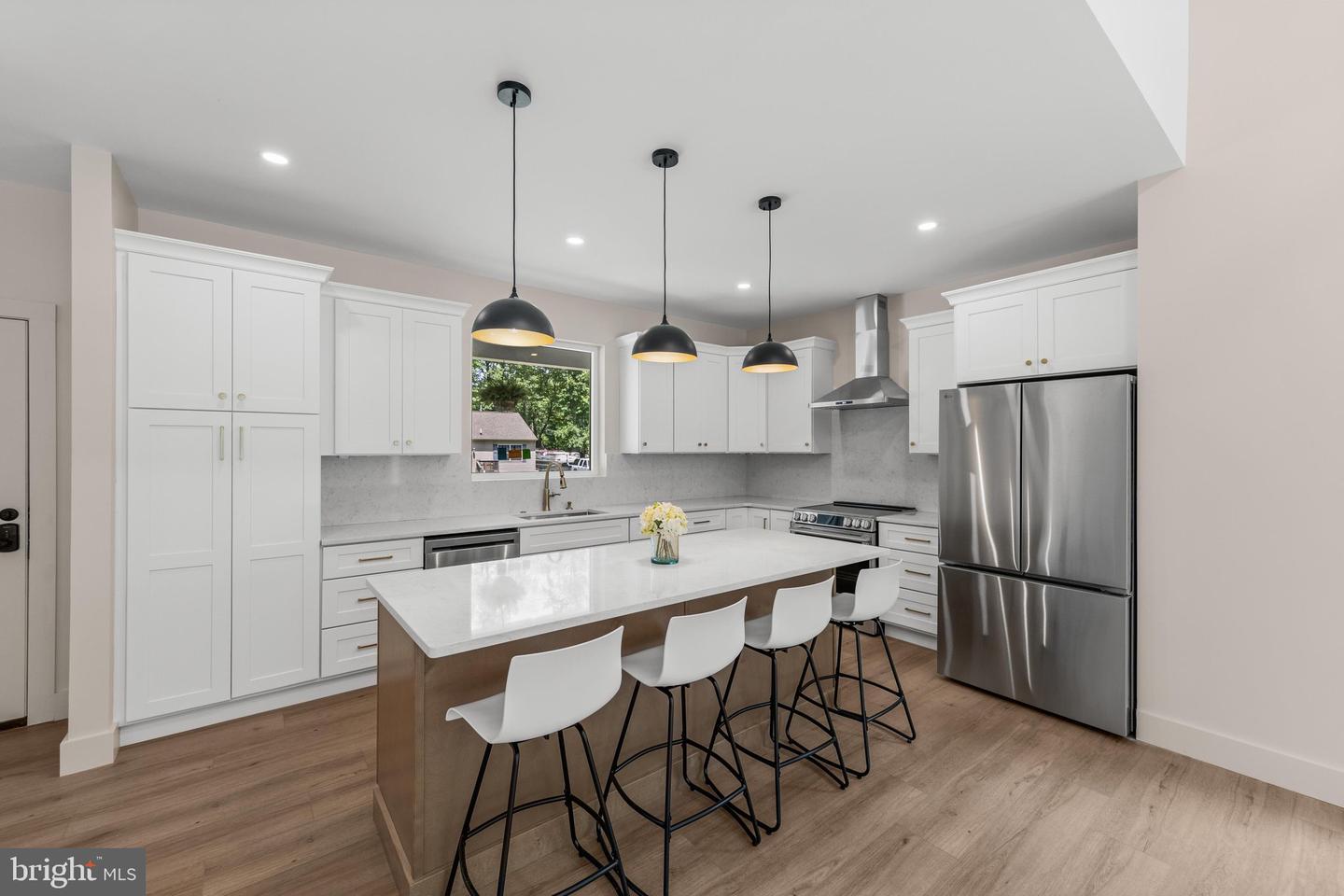 35923 Pen-del Ave Property Photo 1