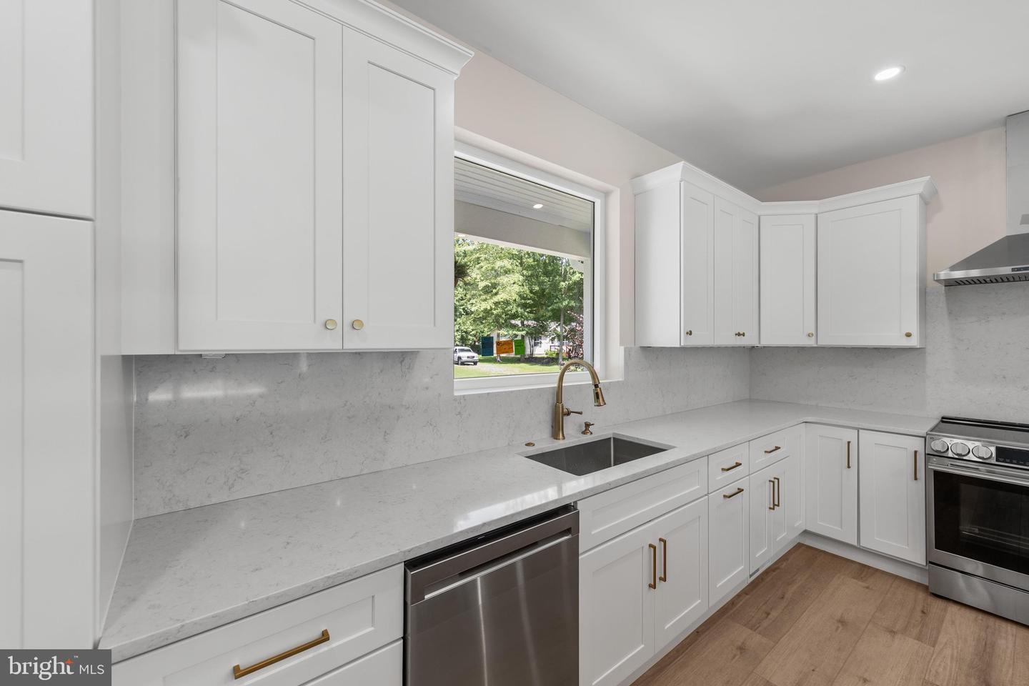 35923 Pen-del Ave Property Photo 12