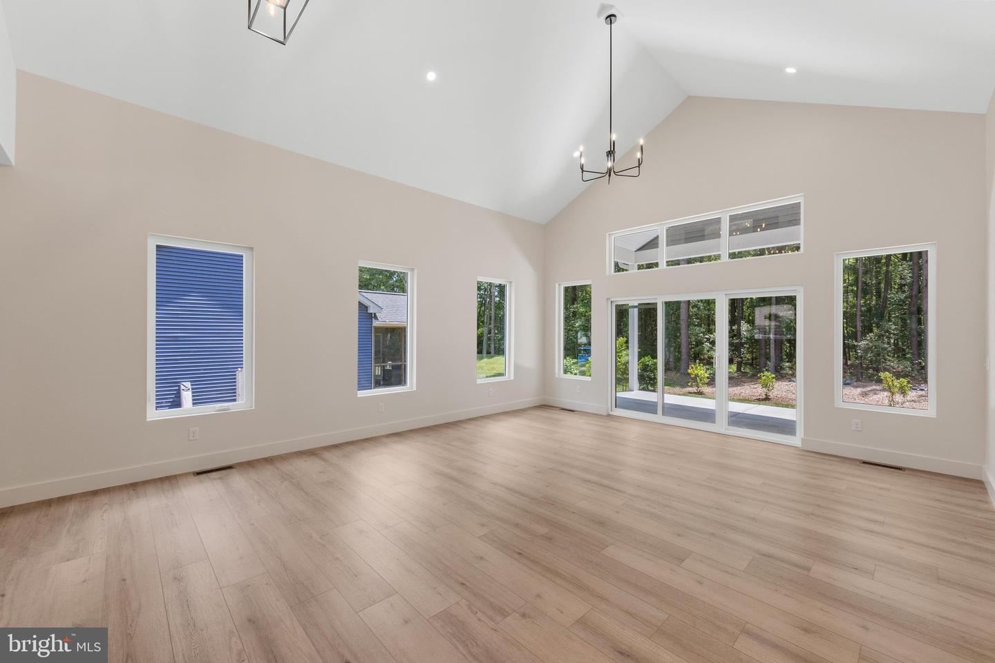 35923 Pen-del Ave Property Photo 18