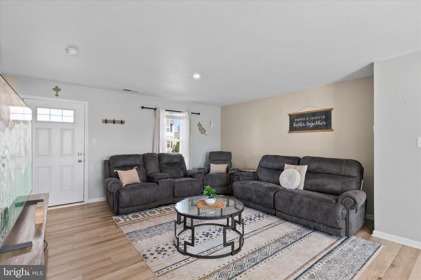 36432 Carriage Walk Ln Property Photo 4