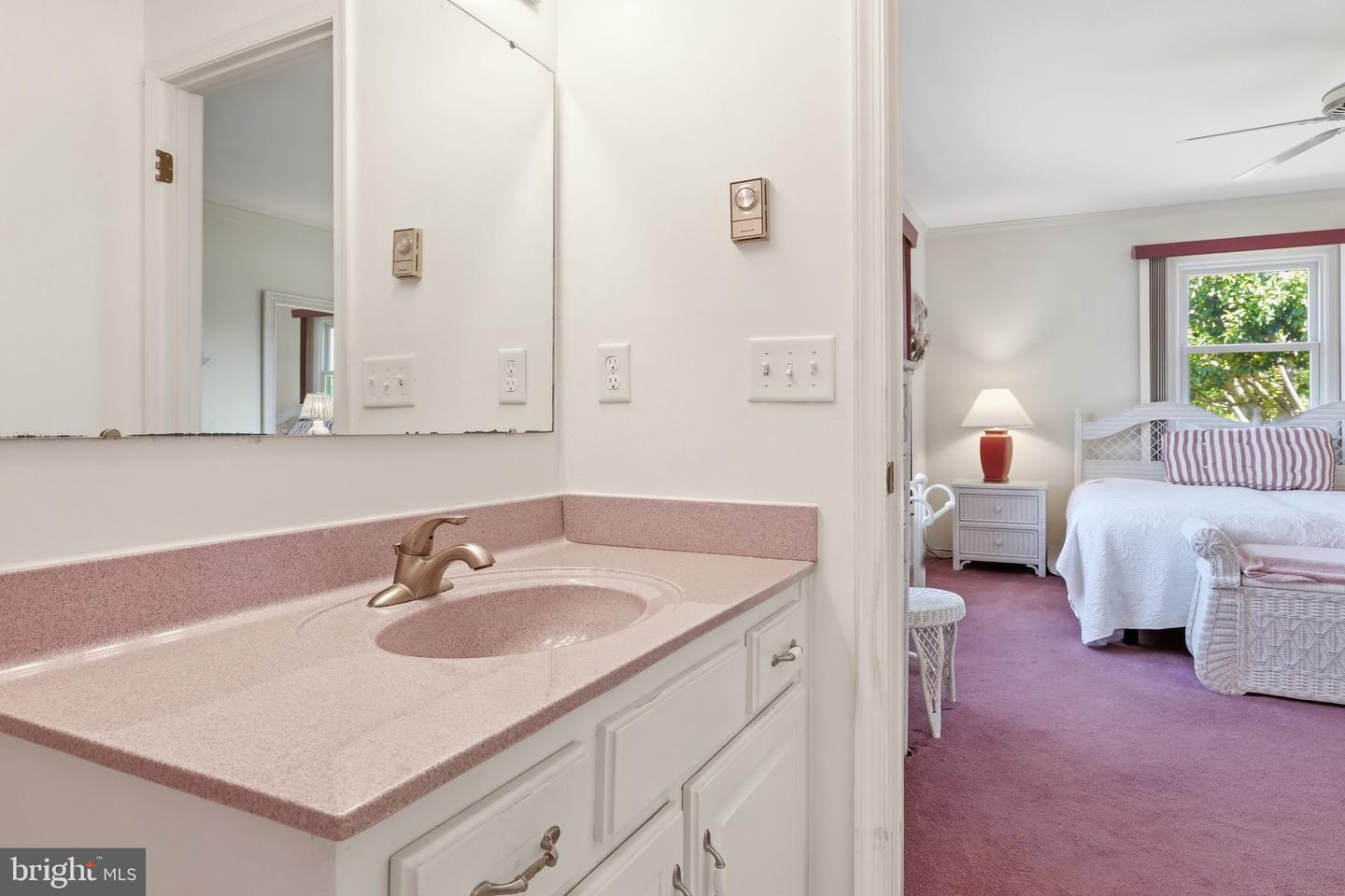 100 Laurel Knob Ct Property Photo 16